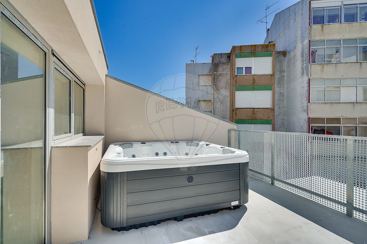 Apartamento - Sacavém e Prior Velho, Loures, Lisboa