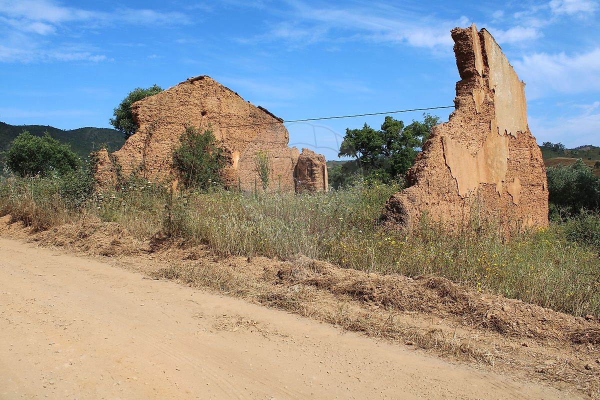 Land for sale in Silves, Portugal — €99,000