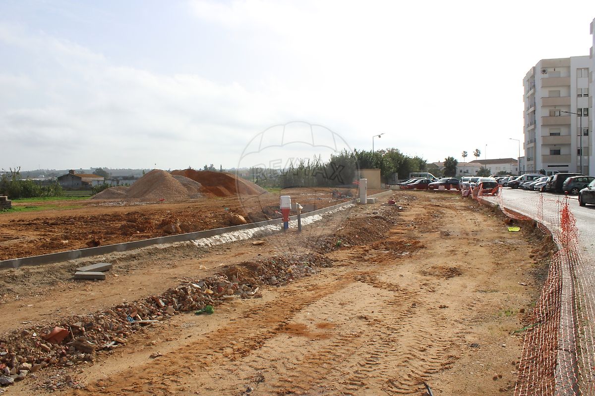 Terreno  à venda em Lagoa (Algarve)