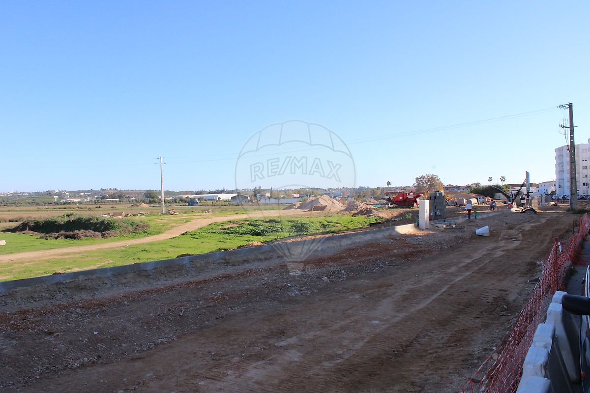 Terreno  à venda em Lagoa (Algarve)