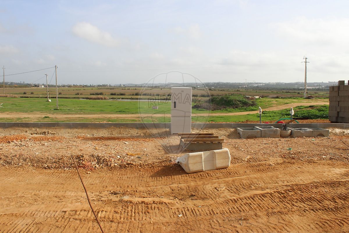 Terreno  à venda em Lagoa (Algarve)