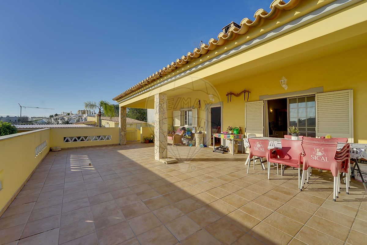 listing 121601208-57 picture-0