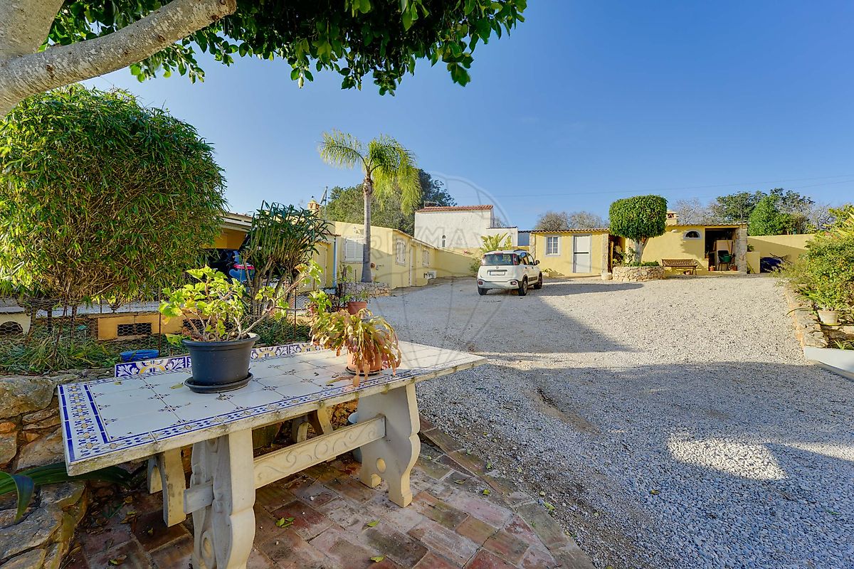 listing 121601208-57 picture-0