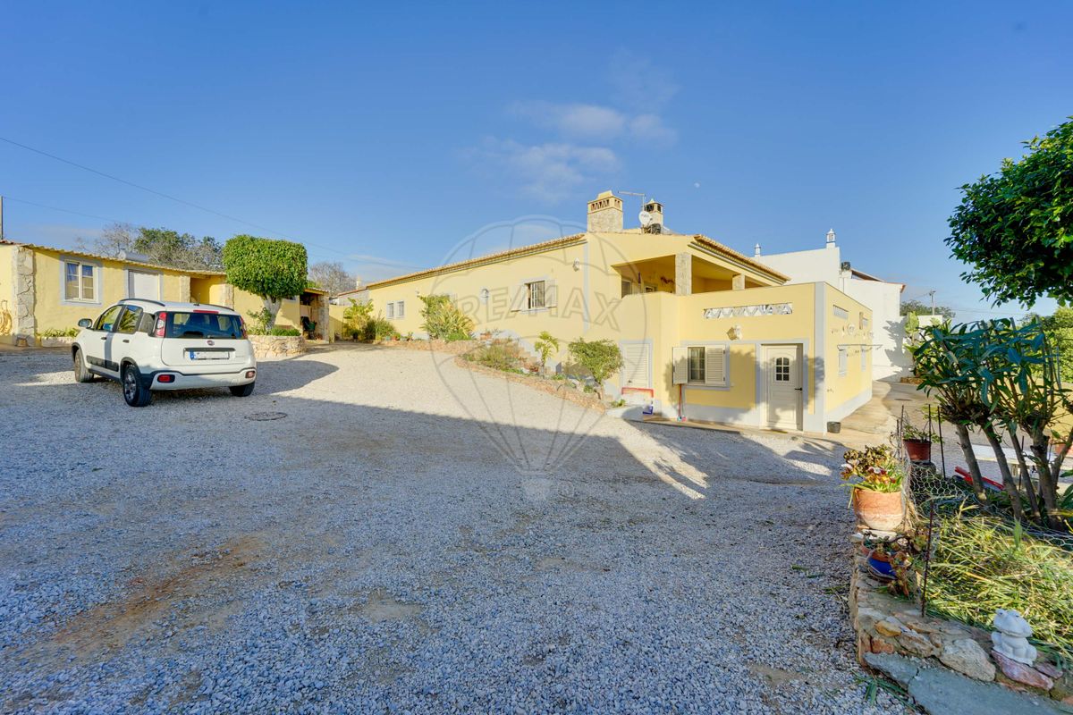 listing 121601208-57 picture-0