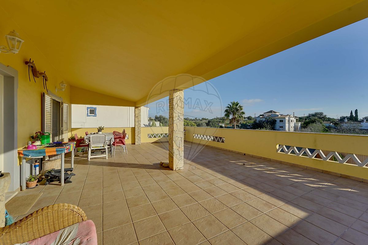 listing 121601208-57 picture-0