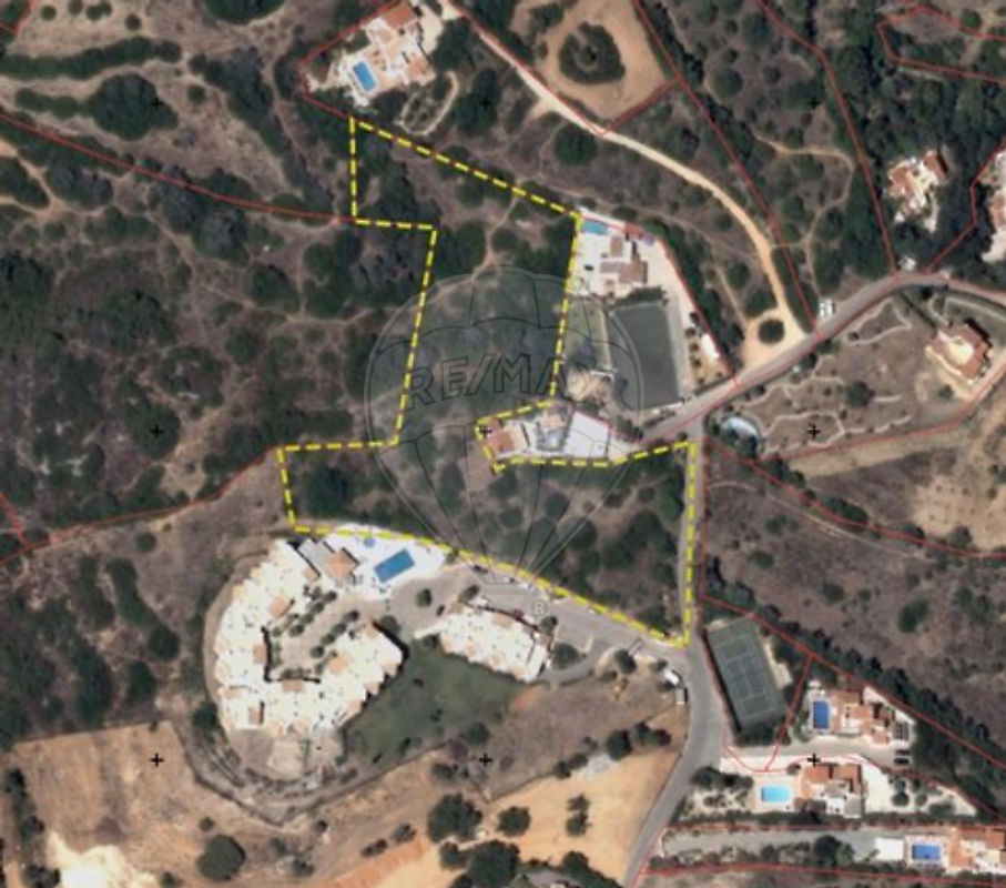 Terreno  à venda em Lagoa (Algarve)