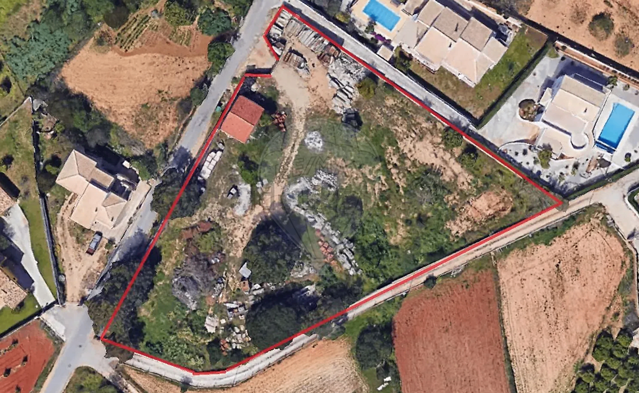 Land for sale in Albufeira, Portugal — €1,300,000