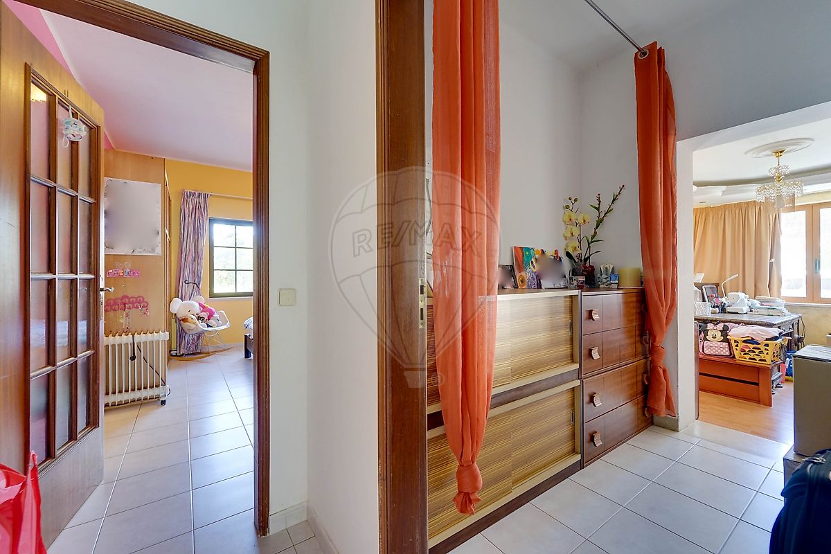 listing 121601119-210 picture-0