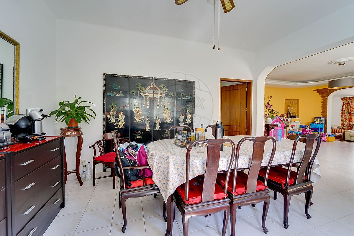 listing 121601119-210 picture-0