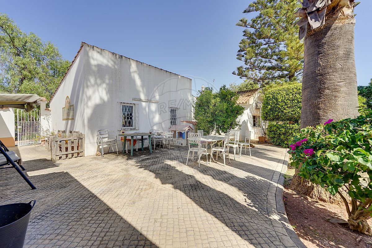 listing 121601119-210 picture-0