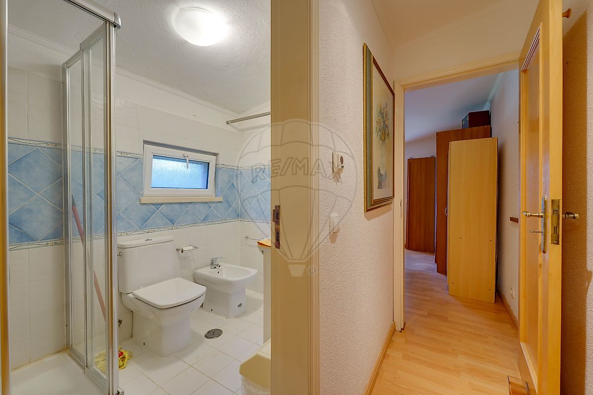 listing 121601119-210 picture-0