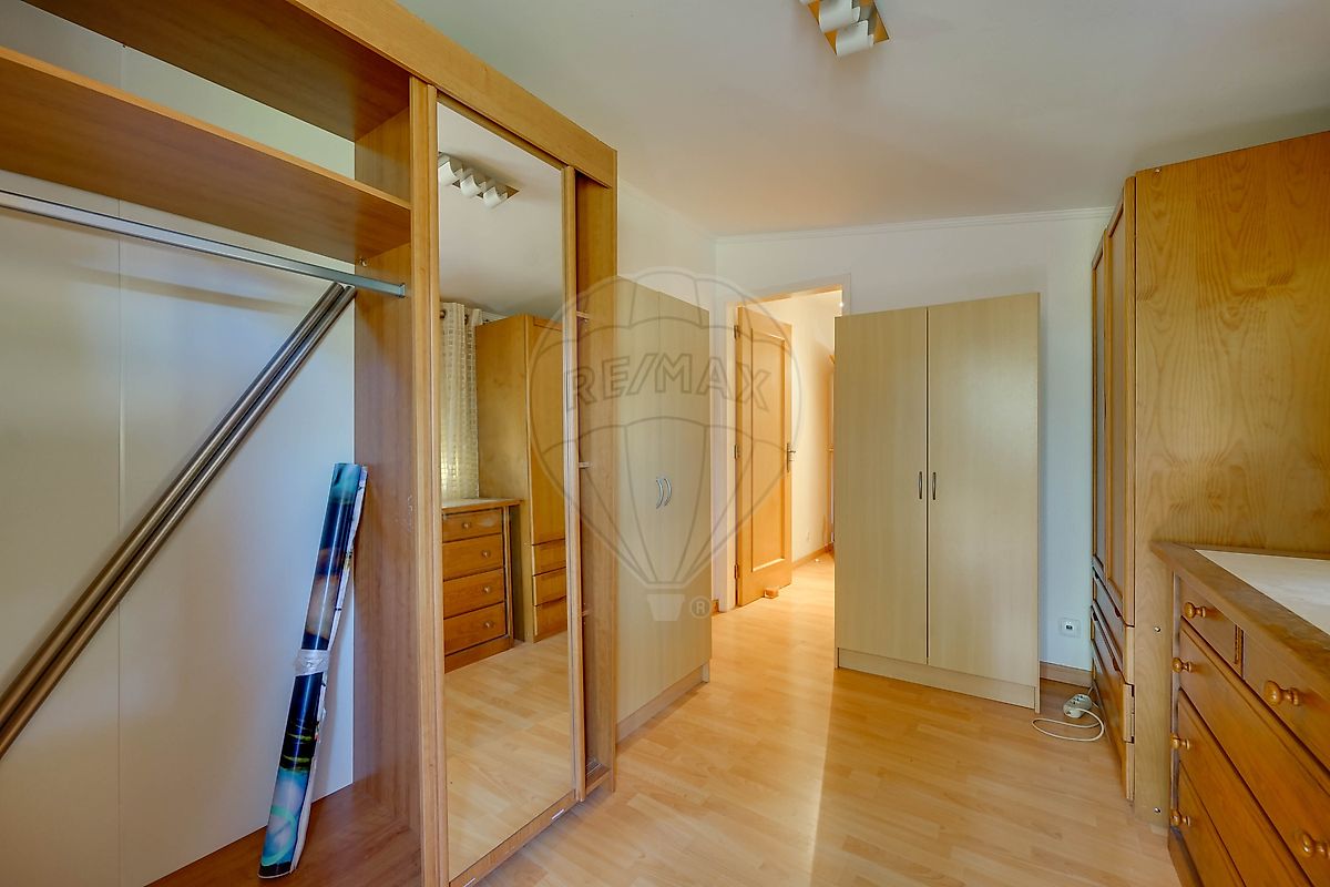 listing 121601119-210 picture-0
