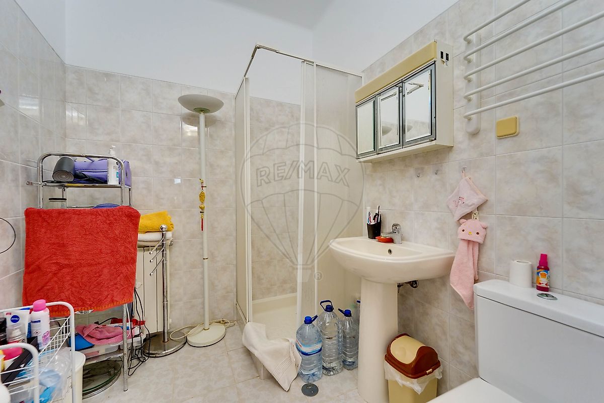 listing 121601119-210 picture-0