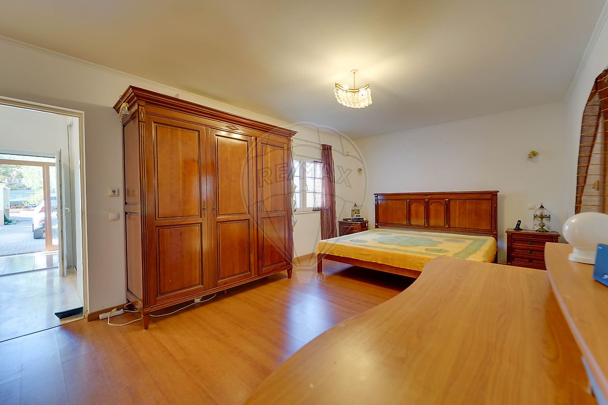 listing 121601119-210 picture-0