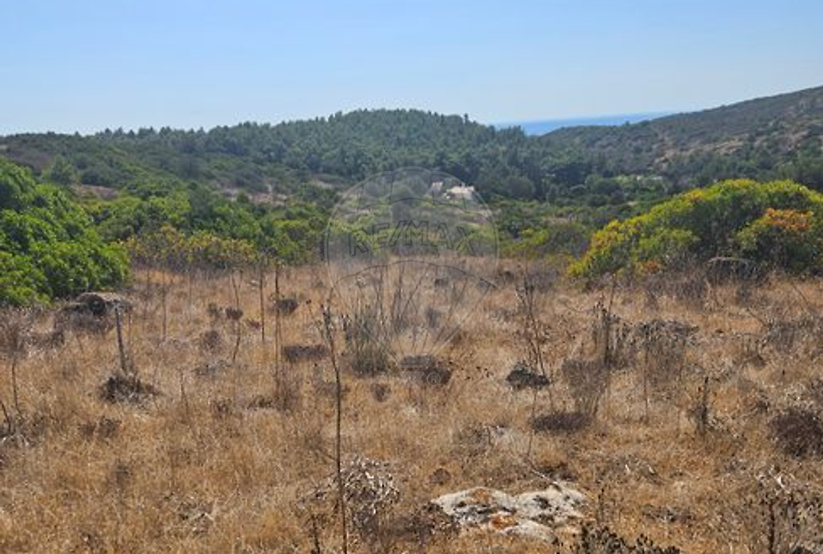 Terreno à venda em Vila do Bispo