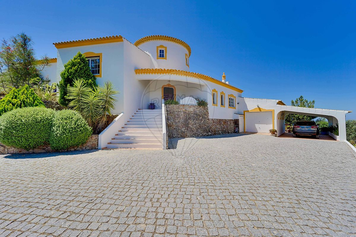 Moradia T3 à venda em Silves