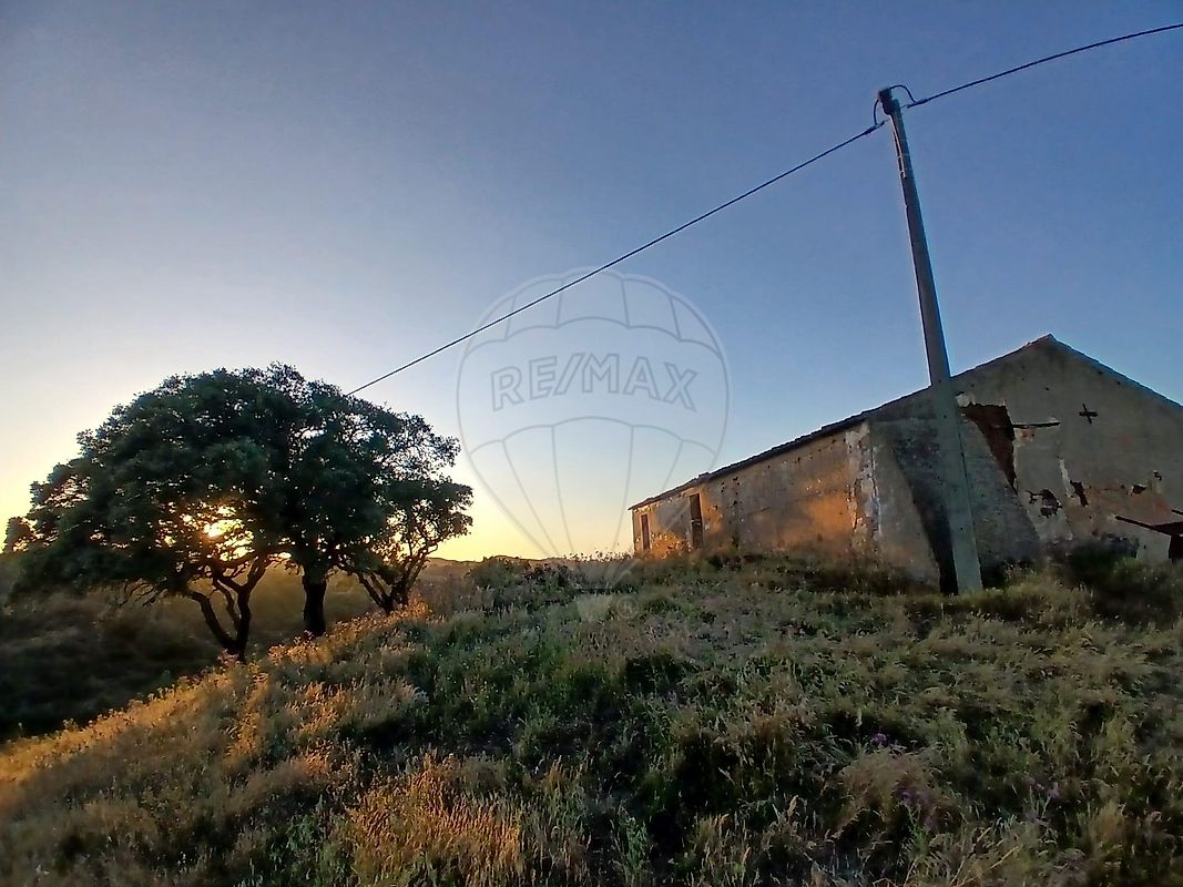 Moradia - Santa Clara-a-Velha, Odemira, Beja