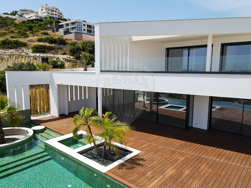 Apartamento T5 à venda em Albufeira