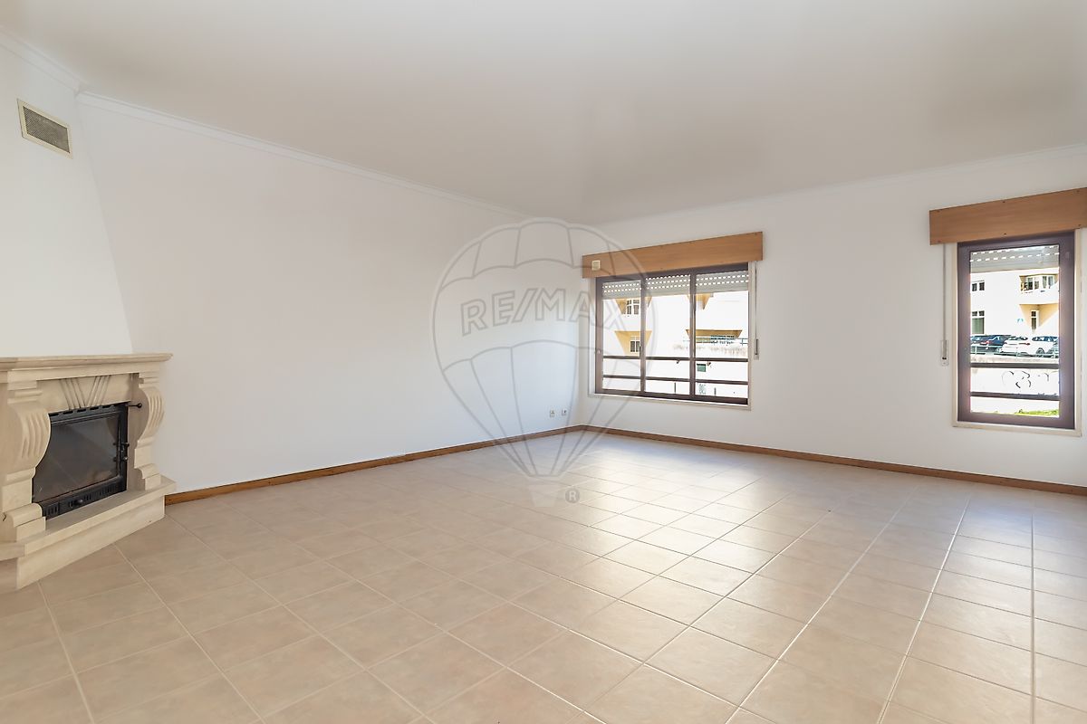 Apartamento T2 à venda em Sintra