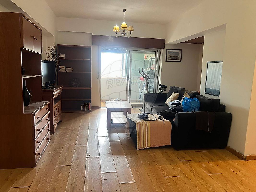 Apartamento T2 à venda em Sintra