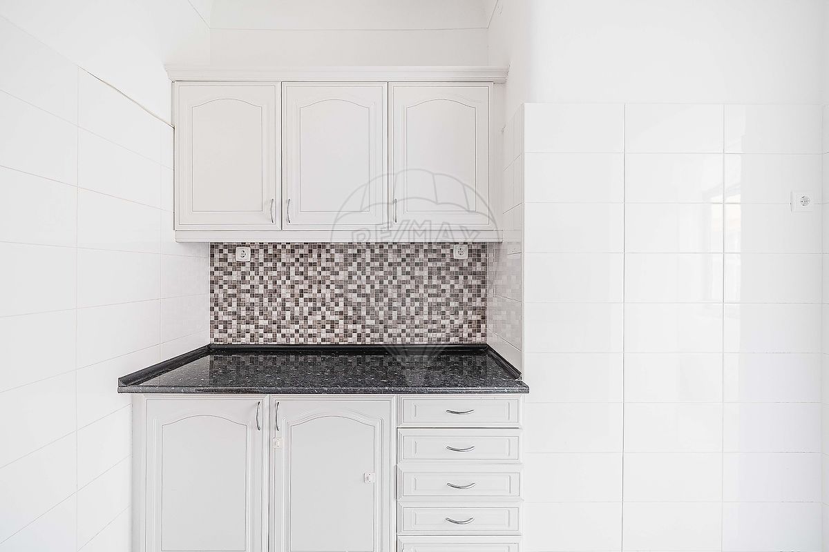 Apartamento T2 em Queluz e Belas 5