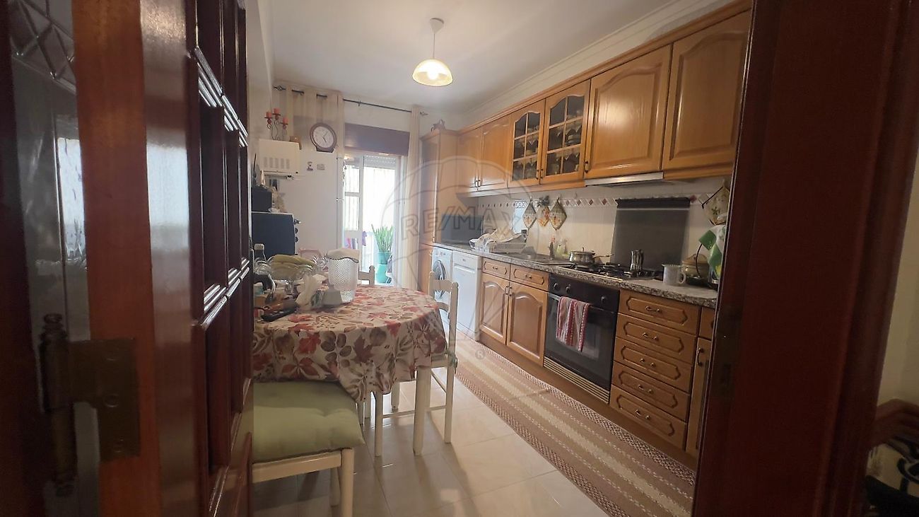 Apartamento T2 - Algueirão-Mem Martins, Sintra, Lisboa
