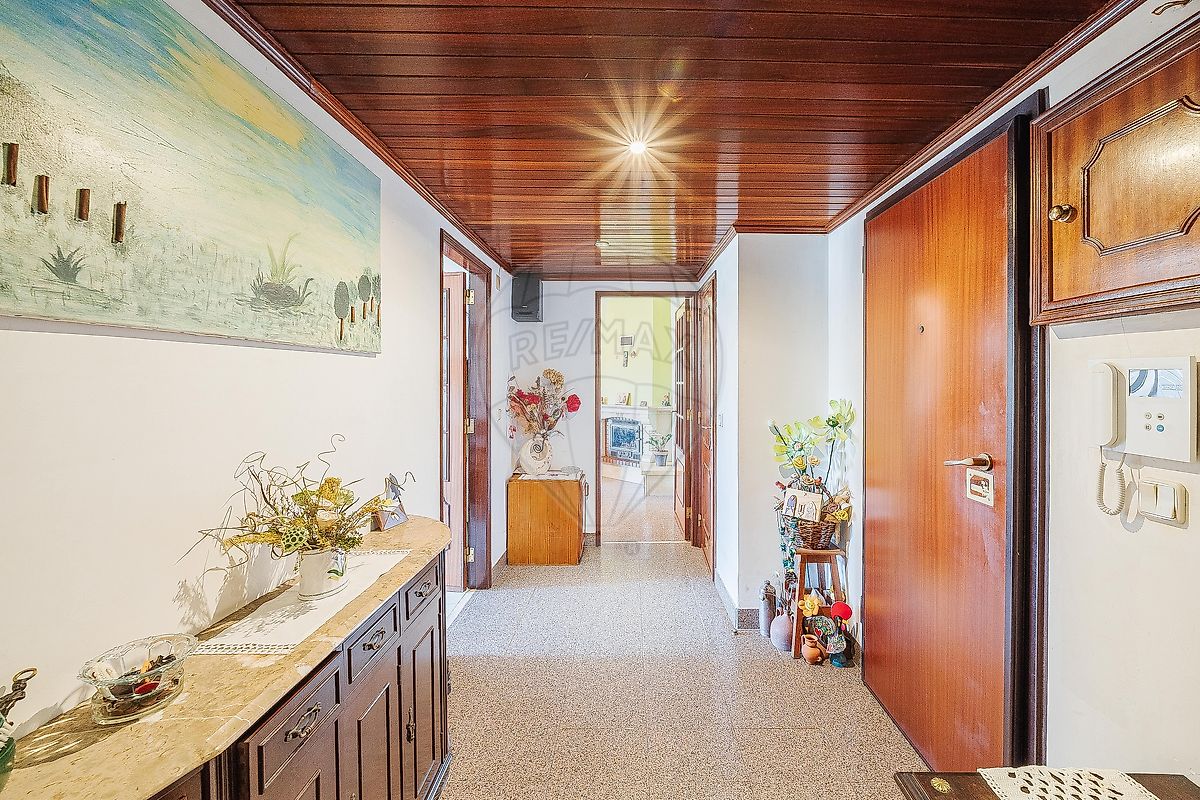 Apartamento T2 à venda em Sintra
