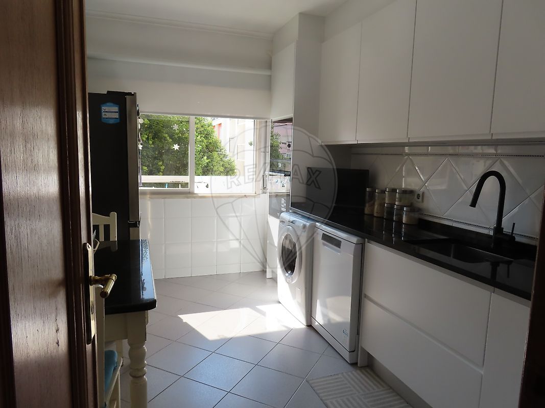 Apartamento T3 à venda em Massamá e Monte Abraão, Sintra — foto 19
