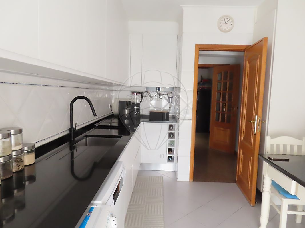 Apartamento T3 à venda em Massamá e Monte Abraão, Sintra — foto 11