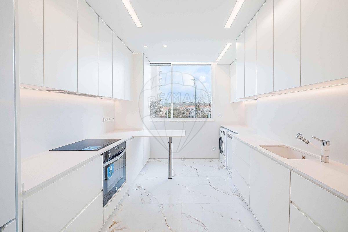 Apartamento T3 - Alfragide, Amadora, Lisboa