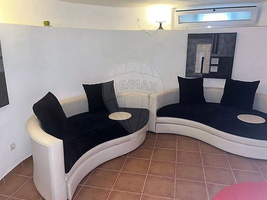 listing 126731074-1 picture-0