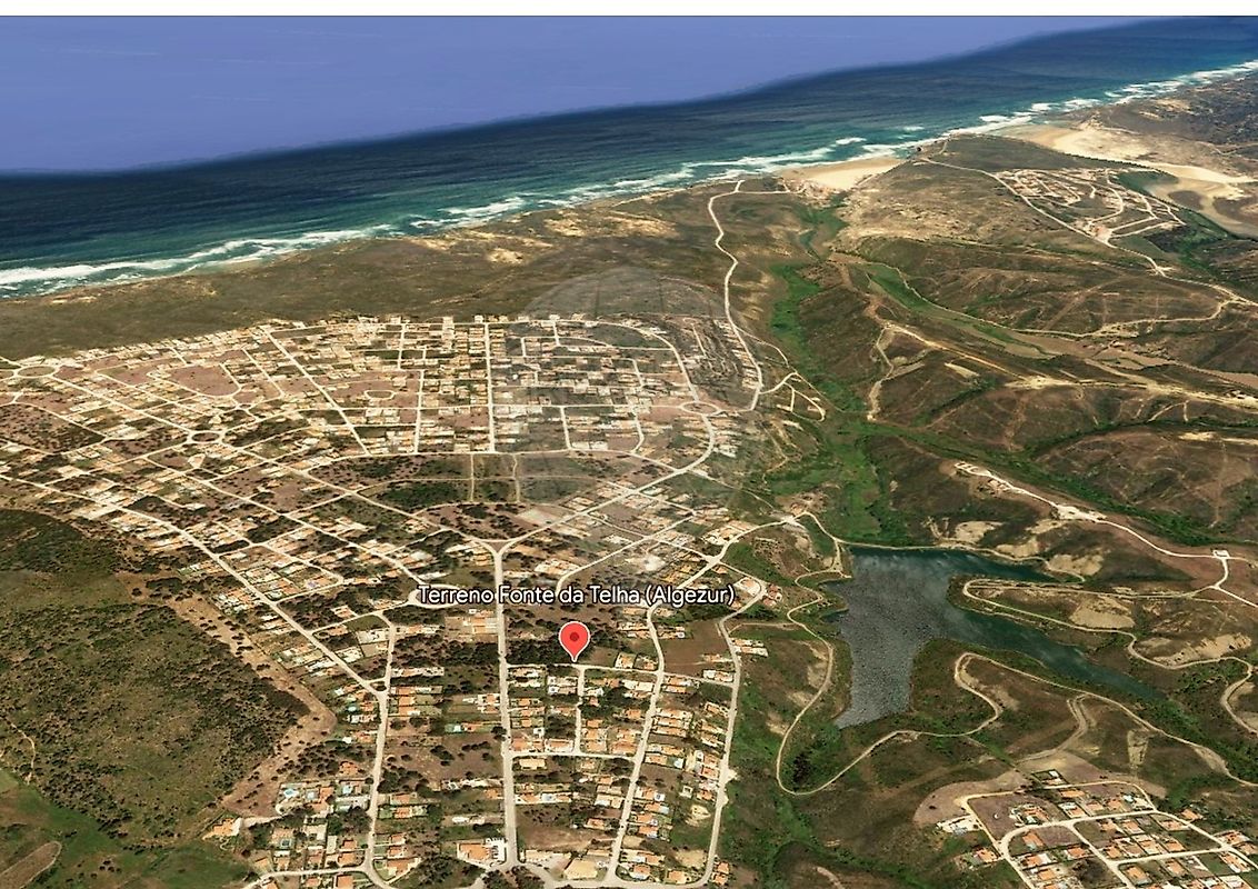Land for sale in Aljezur, Portugal — €100,000