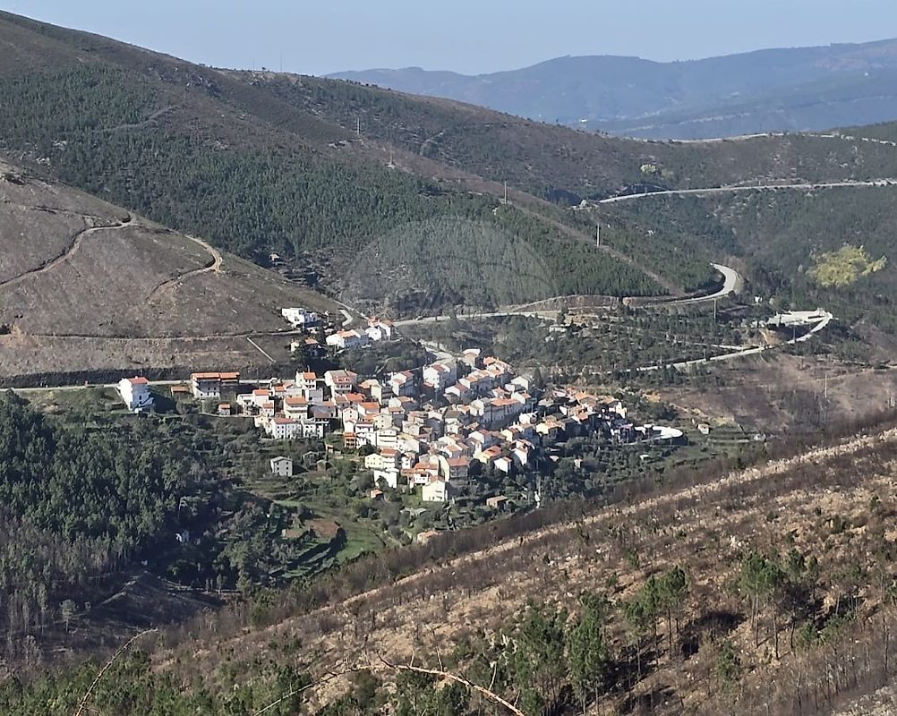 Prédio - Teixeira, Seia, Guarda