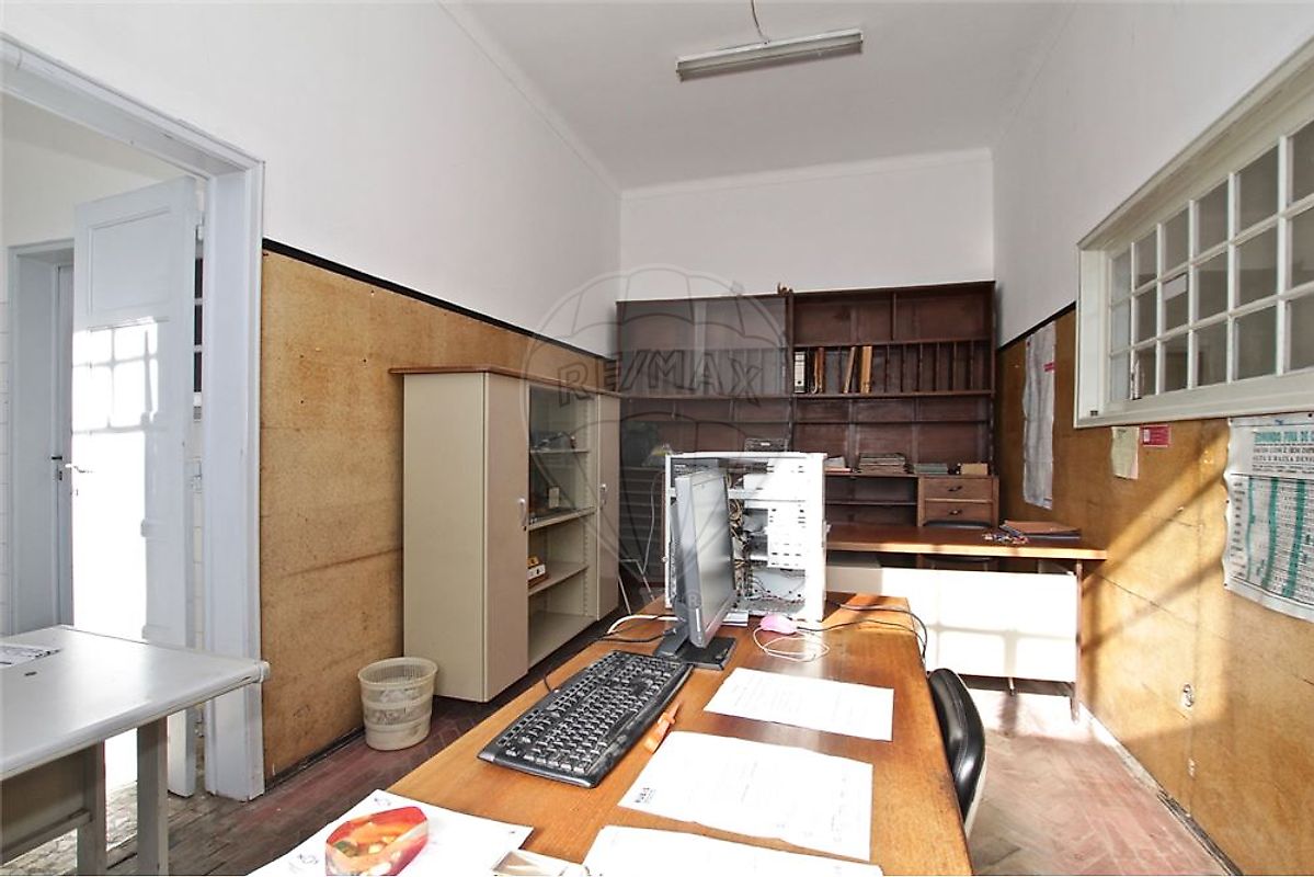 listing 121701423-68 picture-0