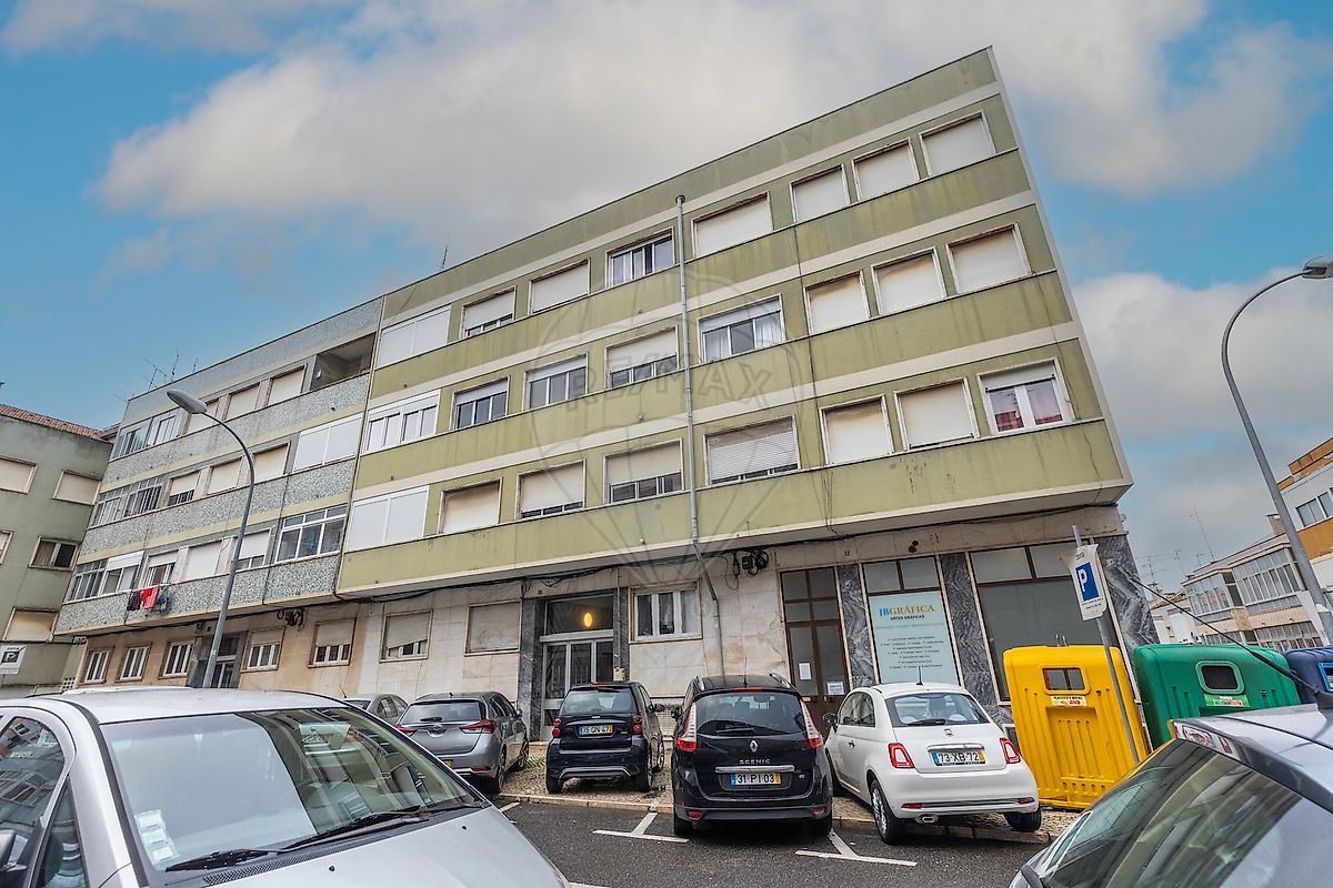 Apartamento T1 à venda em Amadora