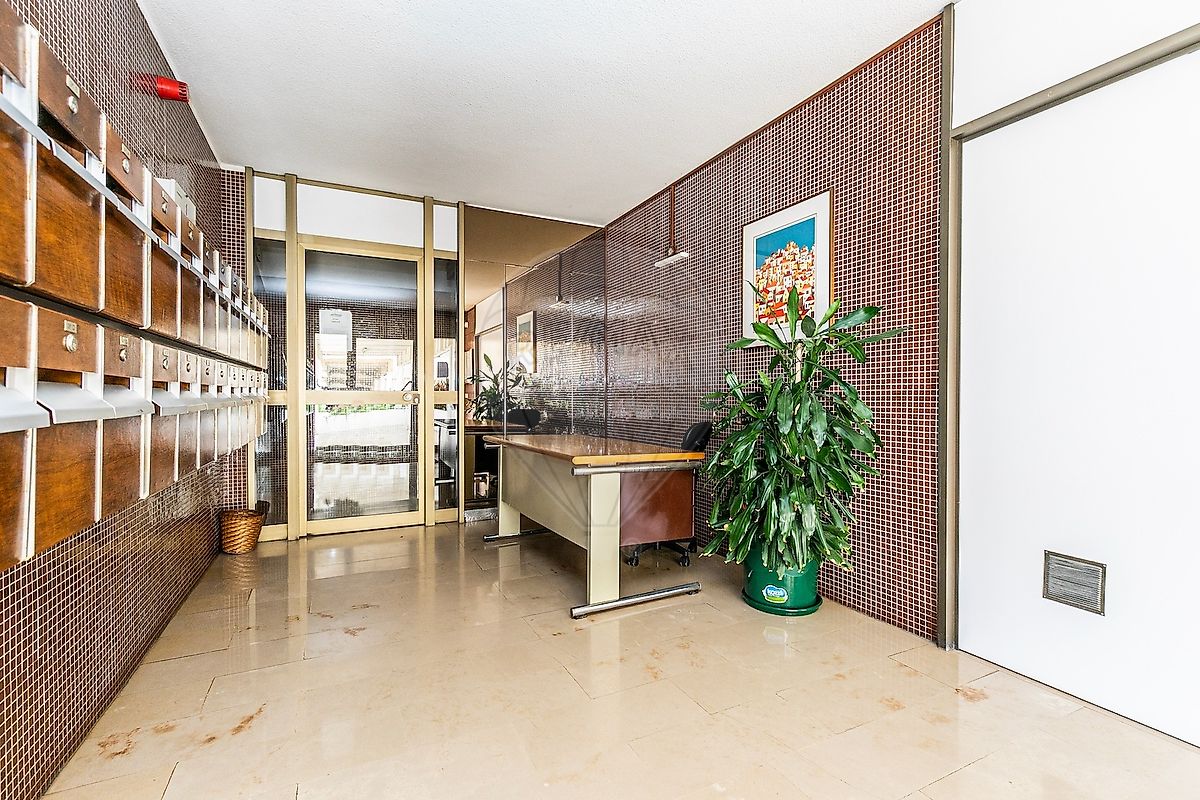 listing 121701109-1456 picture-0