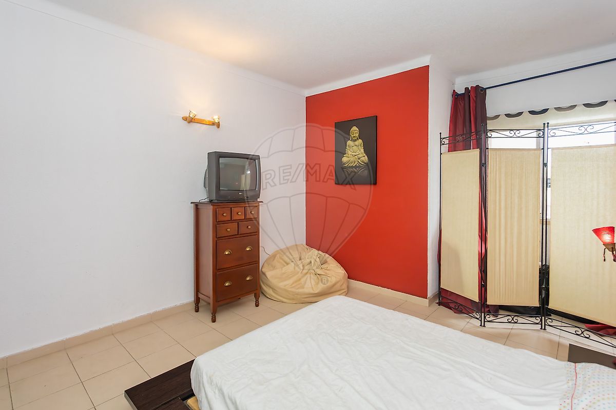 listing 121701472-16 picture-0