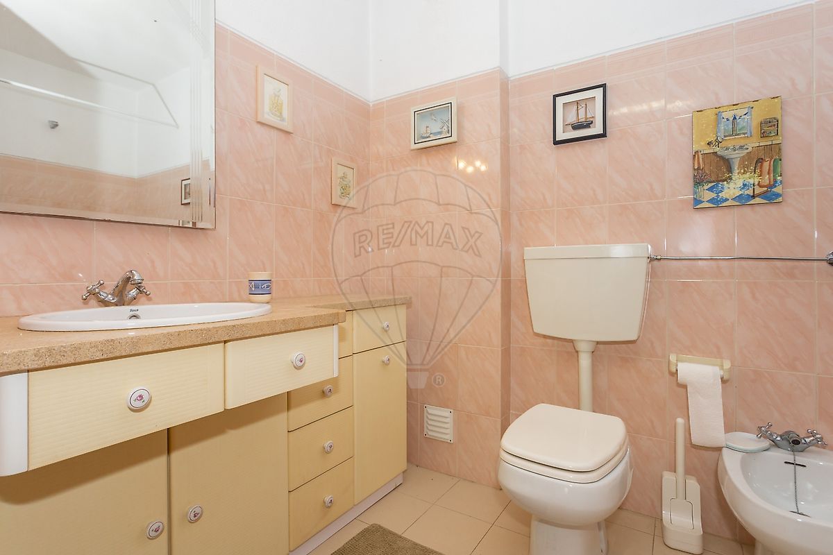 listing 121701472-16 picture-0