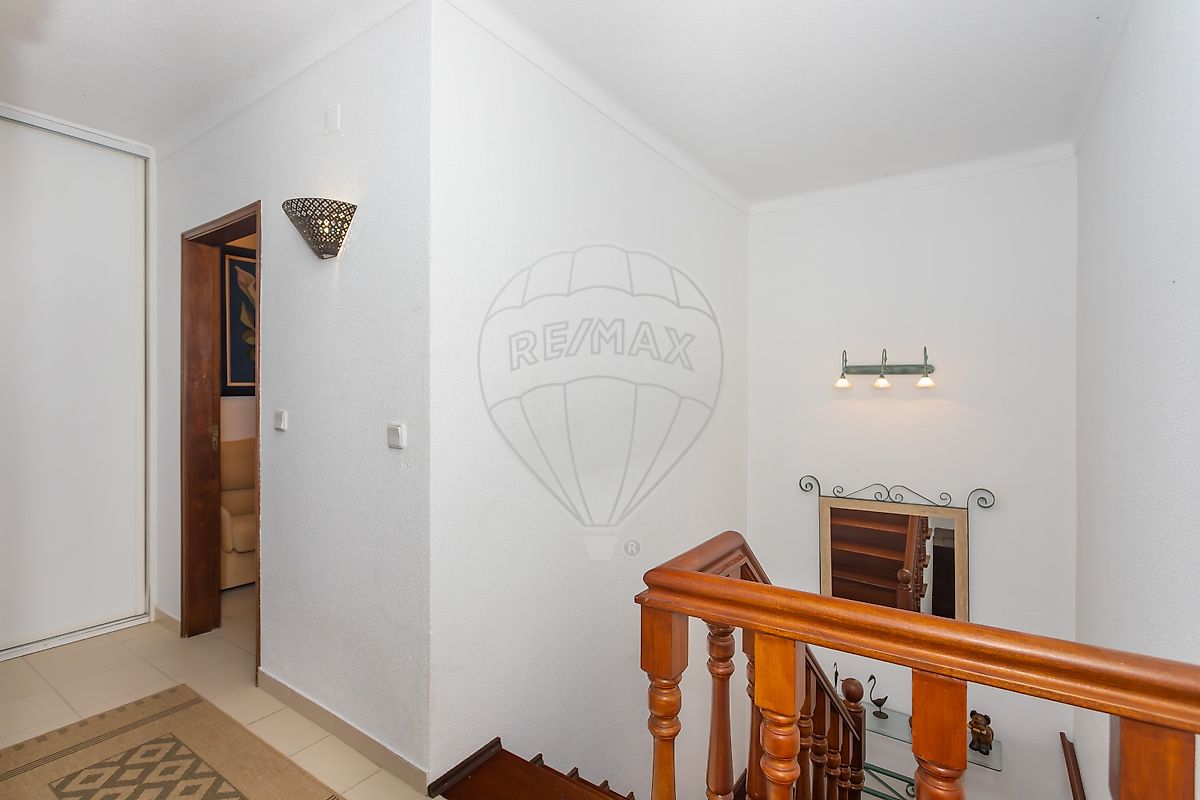 listing 121701472-16 picture-0
