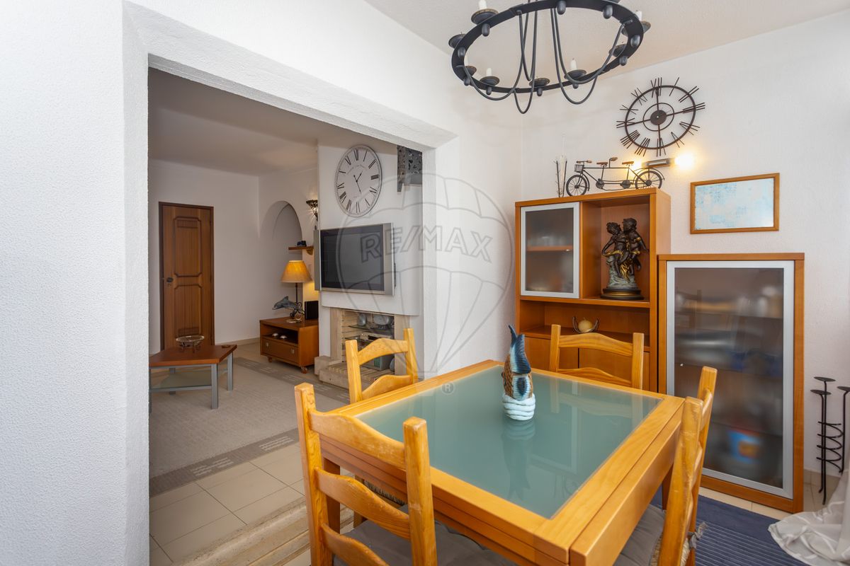 listing 121701472-16 picture-0