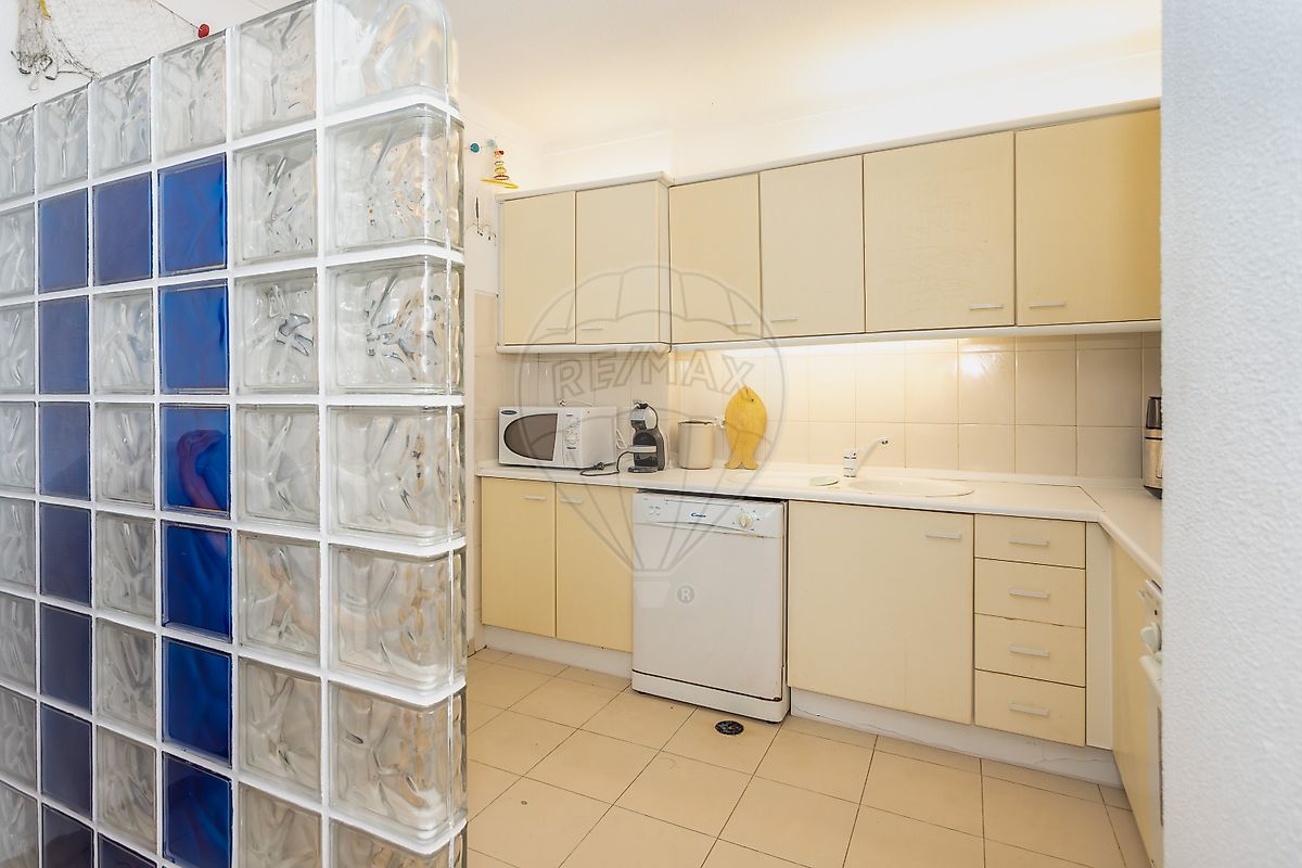 listing 121701472-16 picture-0