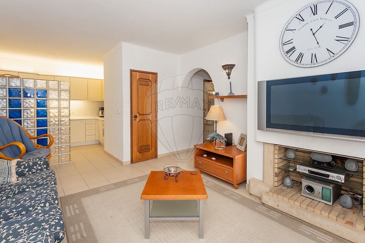 listing 121701472-16 picture-0
