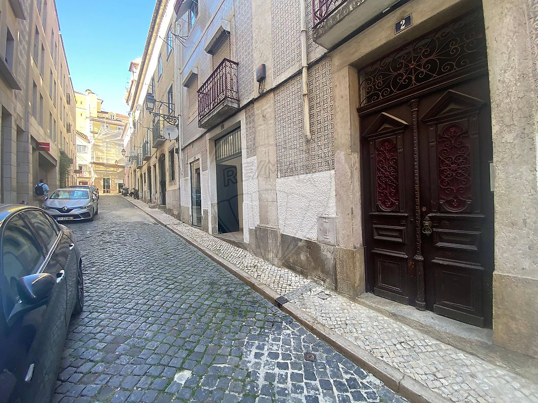 listing 121701471-136 picture-0