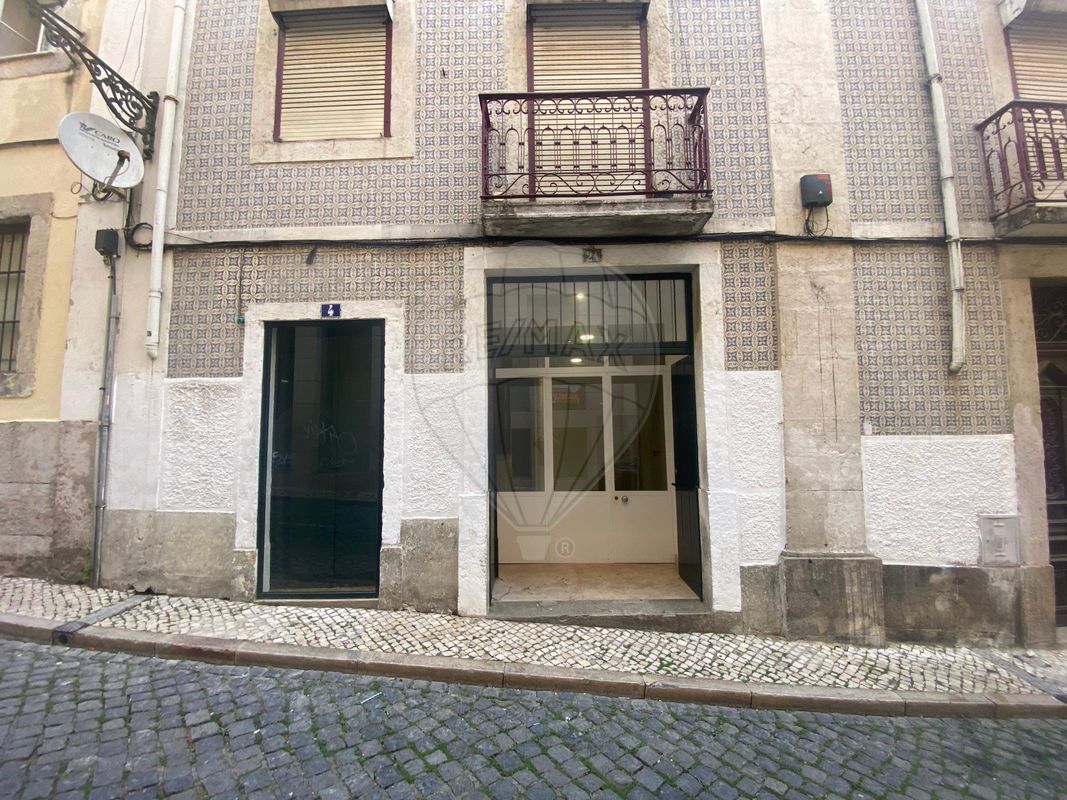listing 121701471-136 picture-0