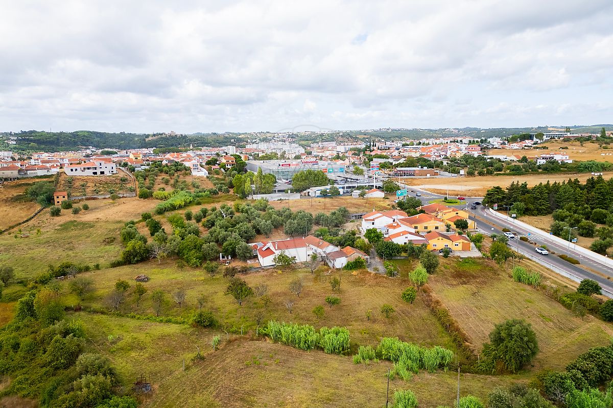 Moradia T4 para venda