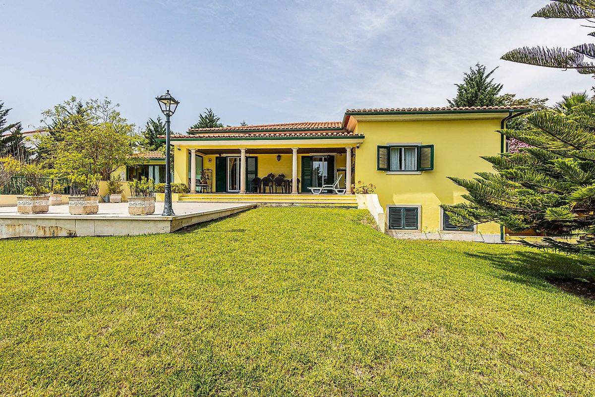 Moradia T3 à venda em Loures