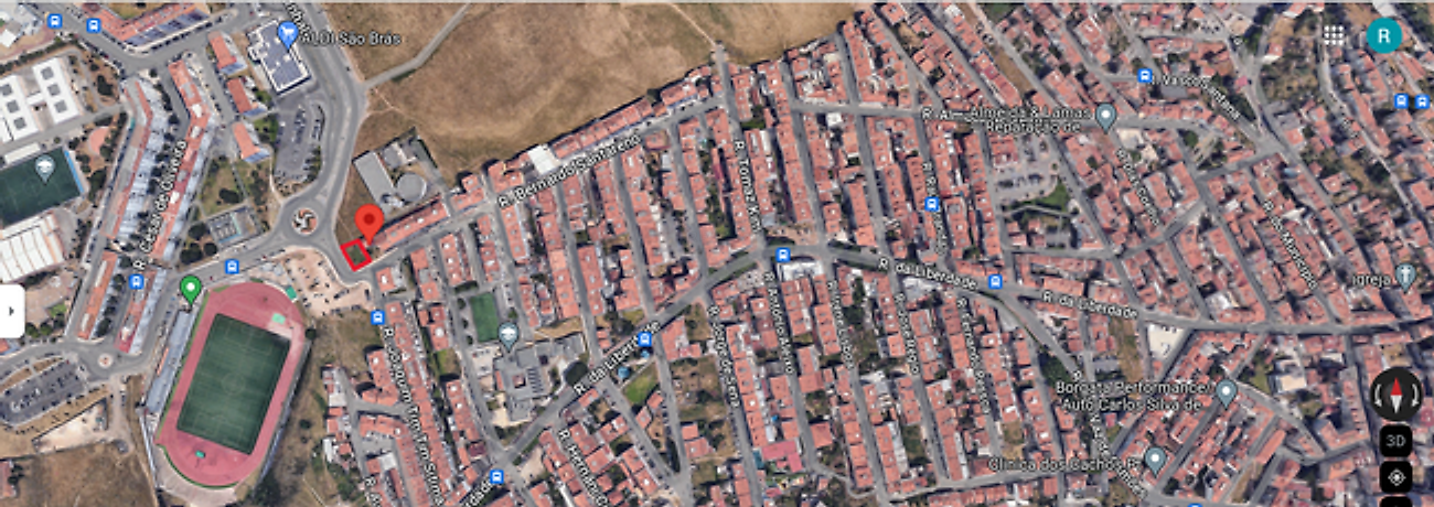 Terreno à venda em Amadora