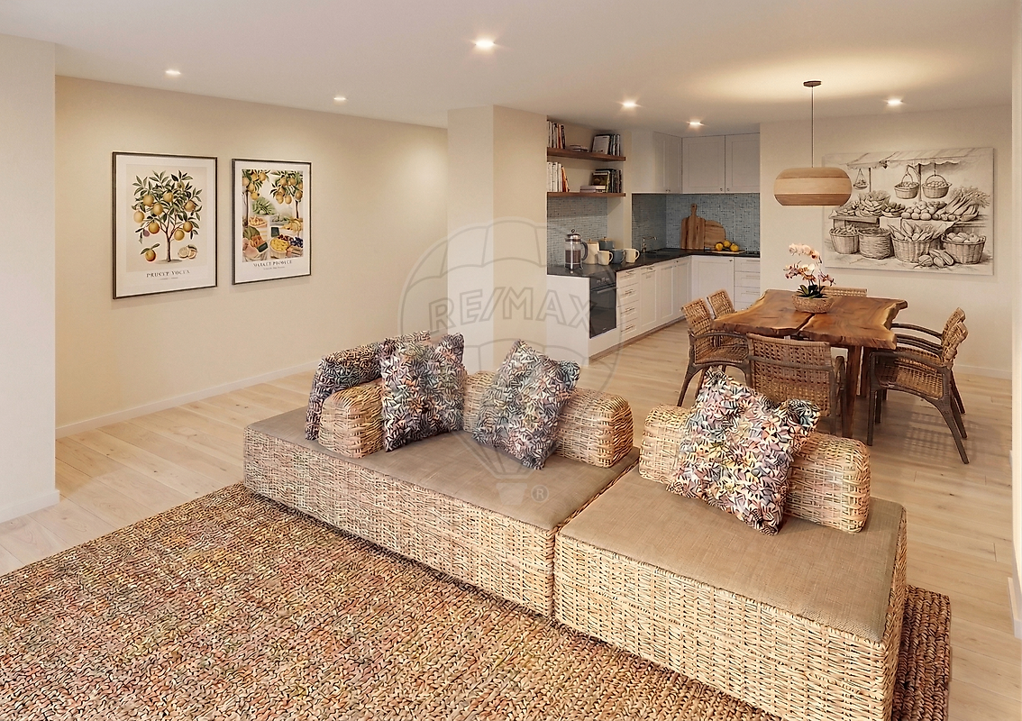 Apartamento T3 à venda em Amadora