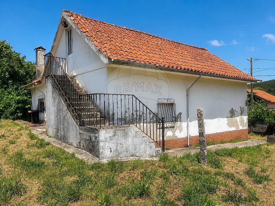 Apartamento T2 à venda em Valença