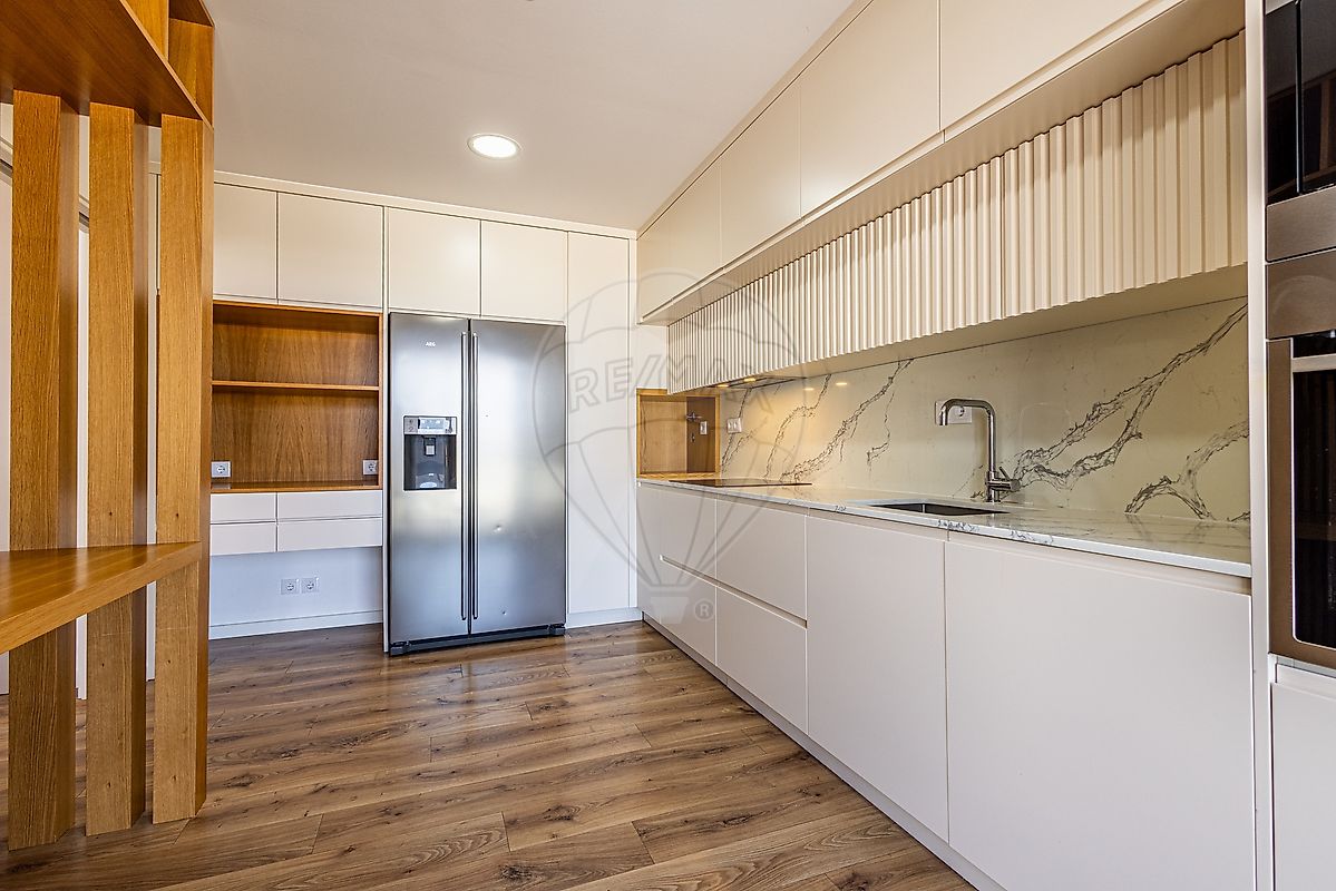 Apartamento T5 à venda em Carnaxide e Queijas, Oeiras — foto 17